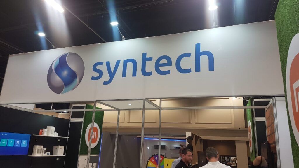 syntech banner at store